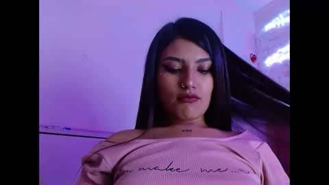 sarastonesx online show from March 2025 04:28:01 AM