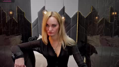 Sara online show from September 2025 01:56:01 PM