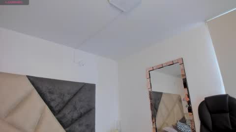 Snapshot of sarawagner_ chatting on September 2025 06:11:02 PM online show from September 2025 06:11:02 PM