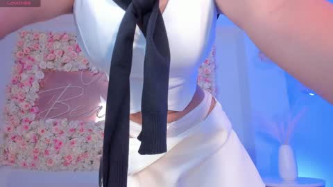 Snapshot of sarawinstone_ chatting on January 2025 07:59:02 PM Sara Winstone online show from January 2025 07:59:02 PM