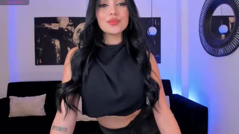 Snapshot of sarawinstone_ chatting on February 2025 08:07:02 PM Sara Winstone online show from February 2025 08:07:02 PM