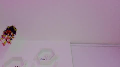 Saray  online show from October 2025 11:16:02 PM