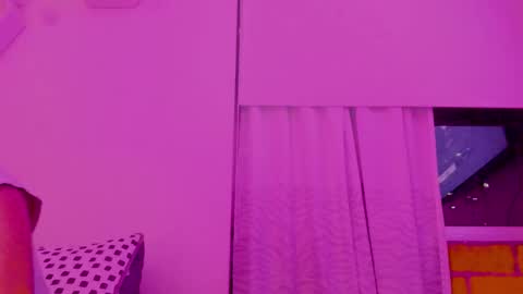 Saray  online show from January 2026 04:27:02 AM