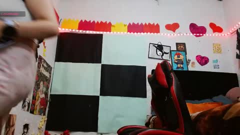 Sara Jimenez online show from April 2026 04:35:01 AM