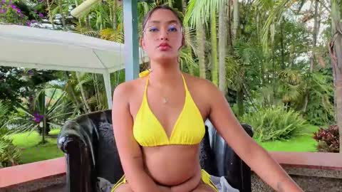 sarazuletaa online show from February 2026 04:03:02 PM