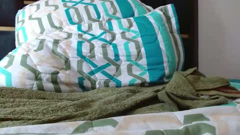 Sara online show from March 2025 06:22:02 PM