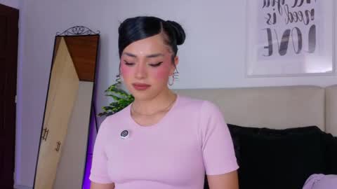 Sara online show from May 2026 11:13:01 PM