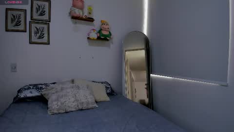 Snapshot of saritadolly_ chatting on July 2026 06:59:02 PM Sara Cute online show from July 2026 06:59:02 PM