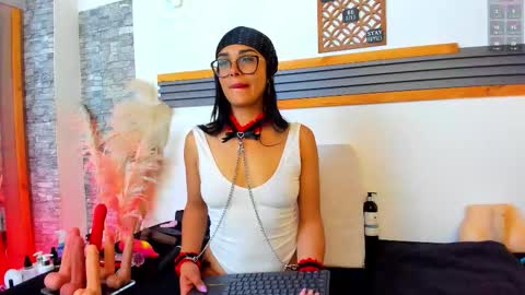 Snapshot of saritalove_ chatting on February 2026 02:41:01 AM Sara online show from February 2026 02:41:01 AM