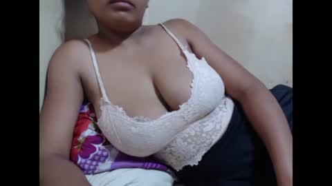 saronette online show from January 2025 10:10:02 AM