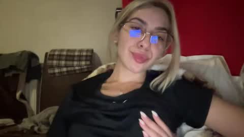 Sarrah online show from January 2025 12:27:01 AM