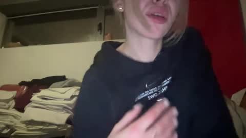 Sarrah online show from January 2025 11:27:01 PM