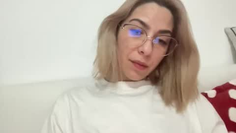 Sarrah online show from January 2025 09:55:02 PM