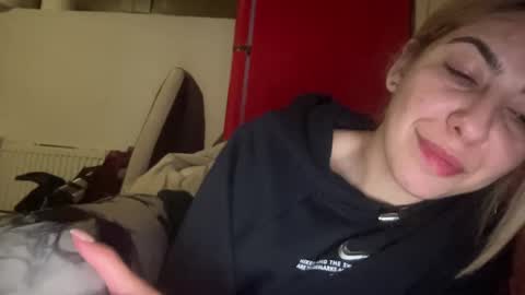 Sarrah online show from January 2025 12:18:01 AM