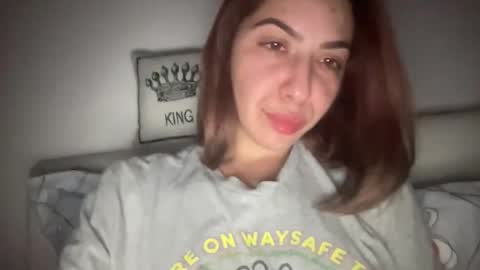 Sarrah online show from March 2025 08:20:02 PM