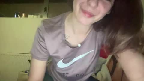 Sarrah online show from March 2025 08:31:01 PM