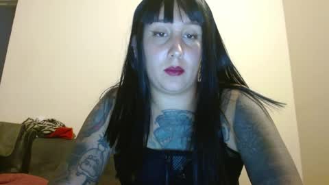 sarry_demon666 online show from April 2026 10:59:01 PM