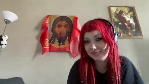 Mia online show from May 2026 01:49:01 PM
