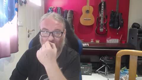 Giselle and Jay online show from September 2025 09:09:02 AM