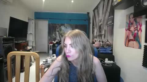 Giselle and Jay online show from November 2025 11:31:01 AM