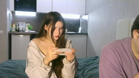 sasakyra online show from December 2024 10:21:01 PM