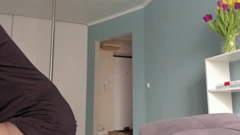 Sasha online show from March 2025 06:00:02 AM