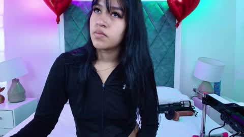 Sasha online show from October 2025 03:17:01 AM