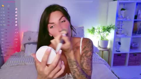 Sasha Miro online show from June 2026 02:33:02 AM