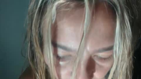 sasha online show from December 2025 08:23:01 AM