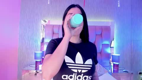 Camila  online show from February 2025 11:32:02 AM