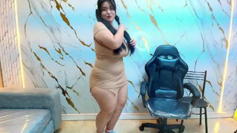 Snapshot of sasha_tf chatting on April 2026 08:48:02 PM Sasha online show from April 2026 08:48:02 PM