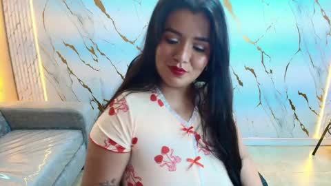 Snapshot of sasha_tf chatting on May 2026 08:46:02 PM Sasha online show from May 2026 08:46:02 PM
