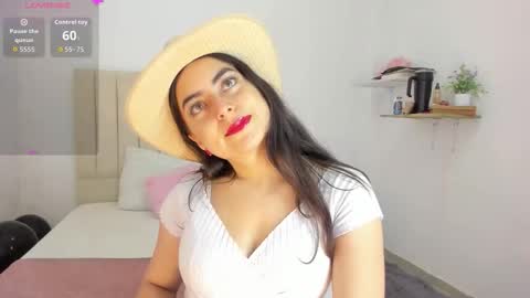 Sashaa online show from September 2025 12:05:02 PM