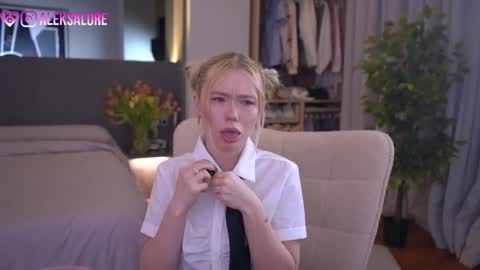 sashalore online show from March 2026 03:01:02 AM