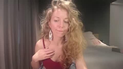 Sasha online show from November 2025 09:09:01 AM