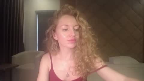 Sasha online show from November 2025 08:47:01 AM