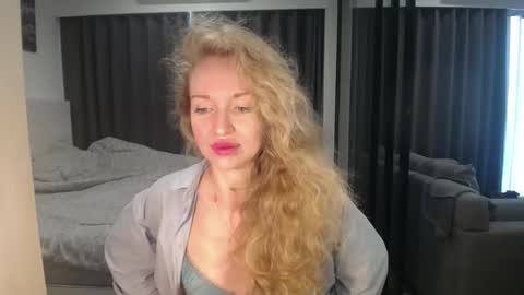 Sasha online show from May 2026 03:57:02 AM