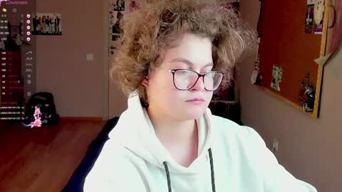 .Alexandra online show from December 2024 01:07:01 AM