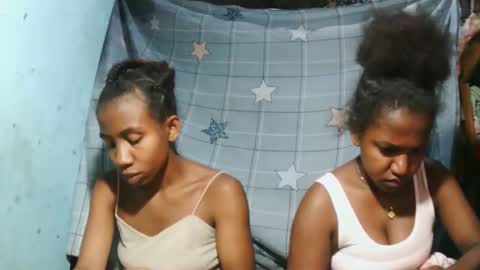 sasivia08 online show from April 2026 09:20:02 PM