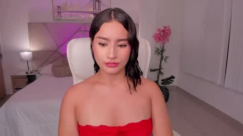 saskia litt online show from October 2025 04:11:01 AM