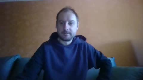 Snapshot of sasko877 chatting on April 2026 07:06:02 AM sasko877 online show from April 2026 07:06:02 AM
