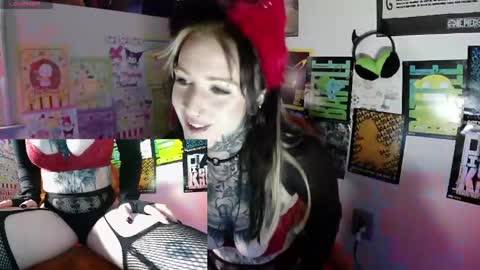 Snapshot of sassi_blondi chatting on May 2026 02:55:01 PM Ivy online show from May 2026 02:55:01 PM