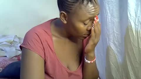 sassy_bella online show from October 2025 01:12:02 AM