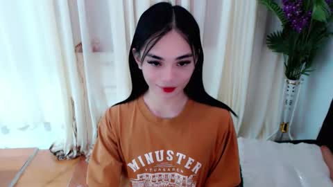 Snapshot of sassy_keath chatting on April 2026 03:43:01 PM Keath online show from April 2026 03:43:01 PM