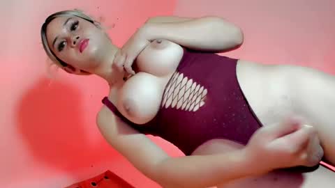 Kylie Wilson online show from February 2026 12:08:01 PM