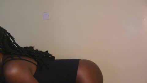 sexxy one online show from July 2026 01:12:01 AM