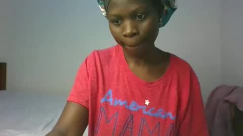 Snapshot of sassytannia chatting on February 2026 12:32:01 AM sassytannia online show from February 2026 12:32:01 AM