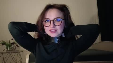 Lori online show from April 2026 06:32:02 PM