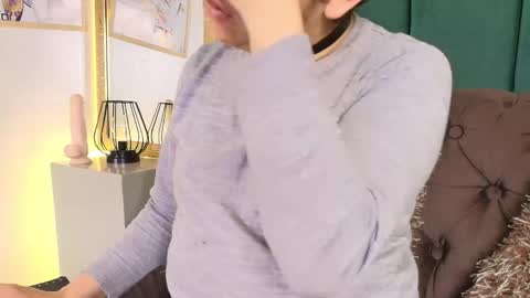 Snapshot of saturningsweets chatting on March 2026 02:23:02 PM Saturningsweets online show from March 2026 02:23:02 PM