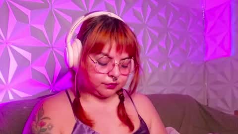 Gina George online show from September 2025 12:43:02 AM